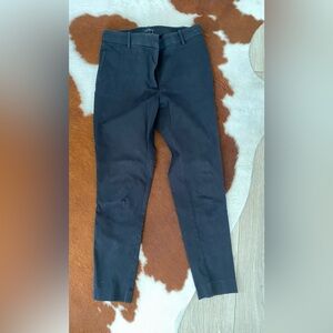 1.State cropped pants